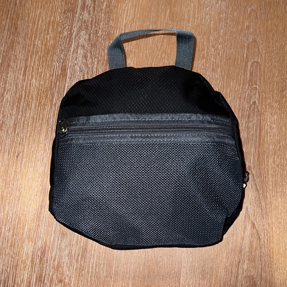 Zomake packable backpack.